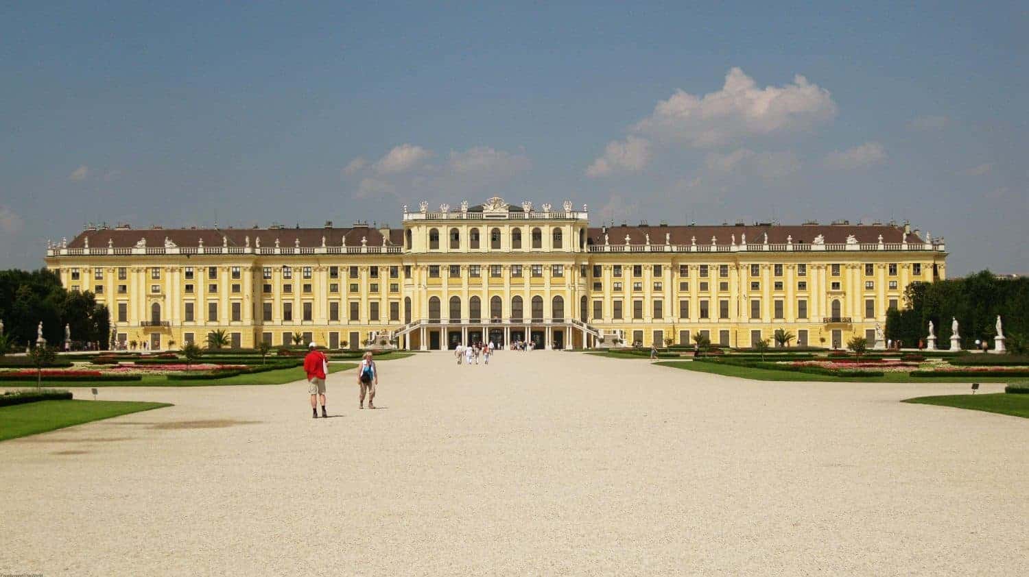 The Elegance Of Schonbrunn Palace - A Visitors Guide