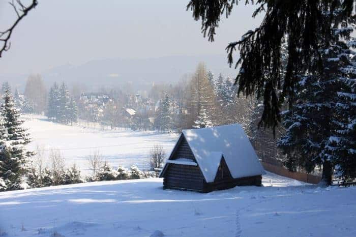 zakopane houses in winter