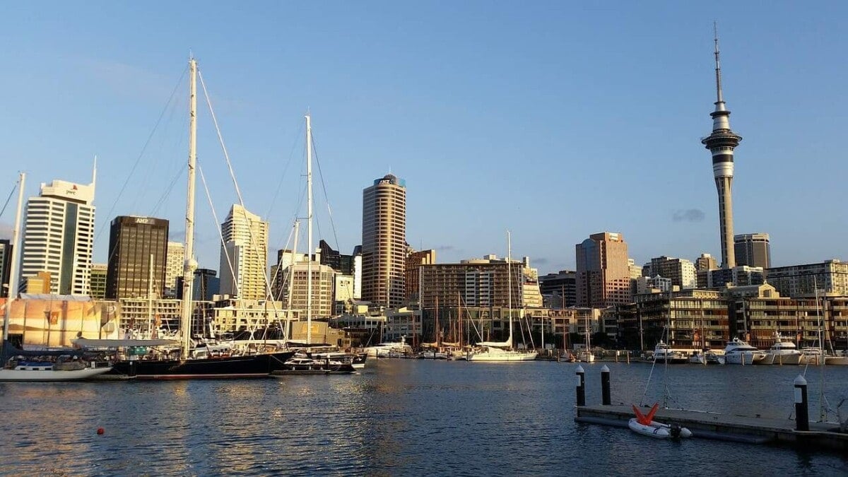 Auckland harbour - weekend travel itineraries