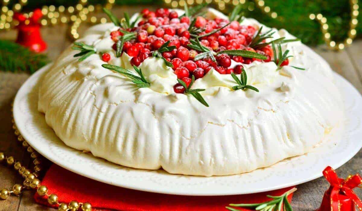 18 Traditional Christmas Desserts From Around The World