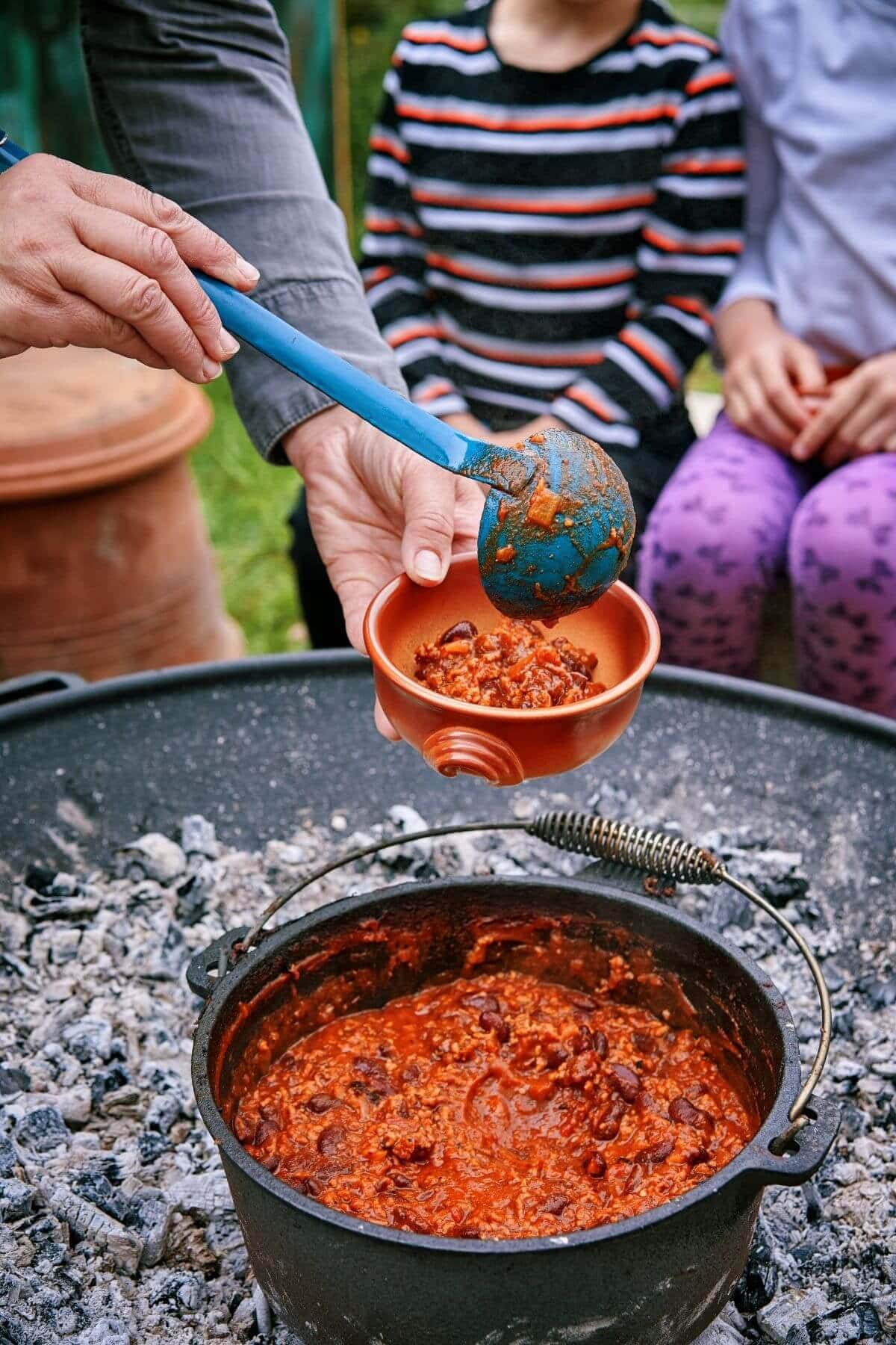 Dutch oven campfire cooking for beginners - One Mighty Family