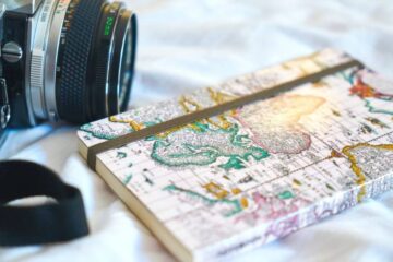 Travel journaling ideas and best travel journals
