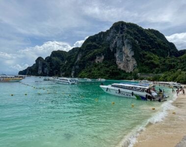 koh phi phi don beach.