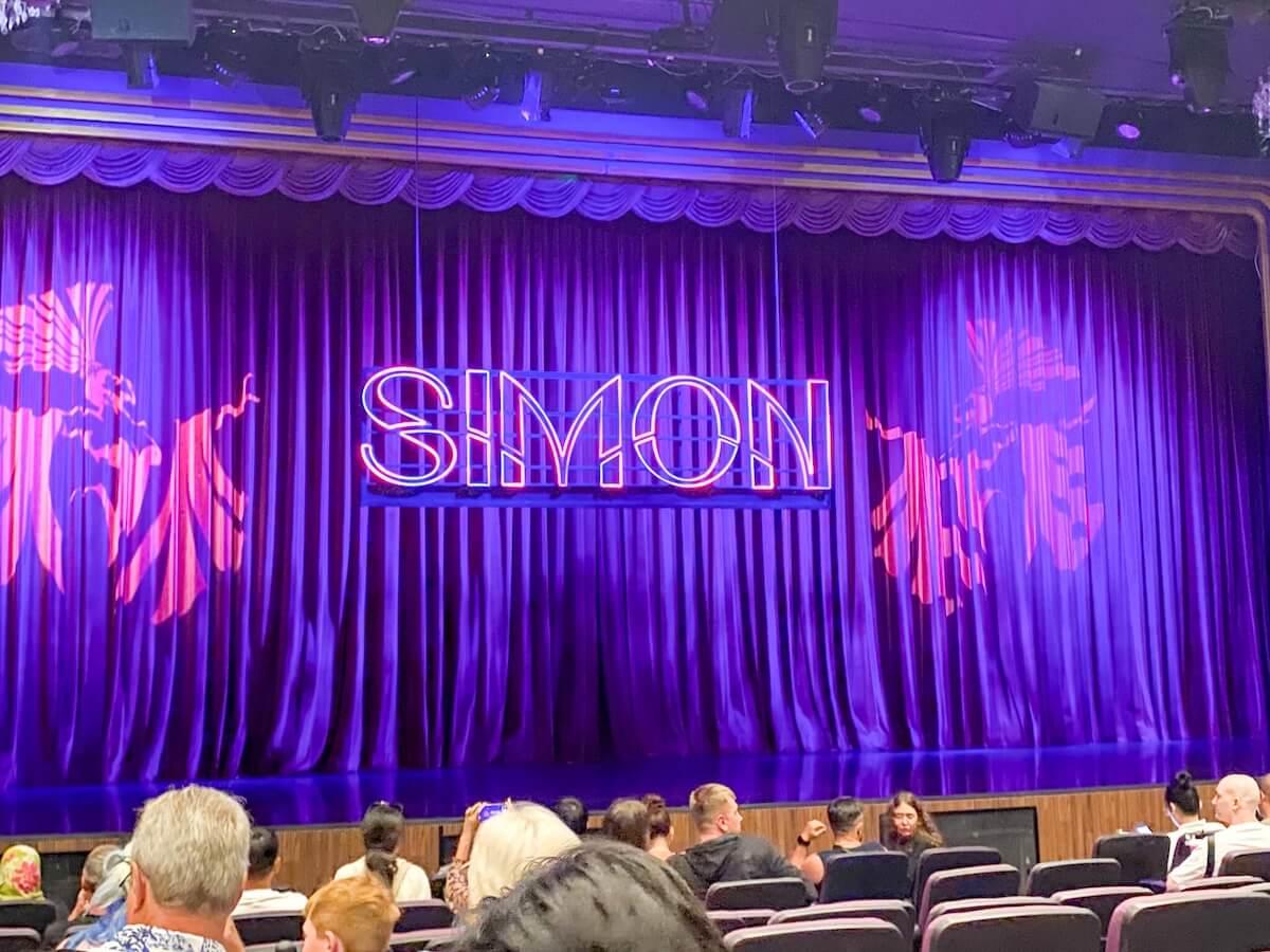 simon cabaret in phuket.