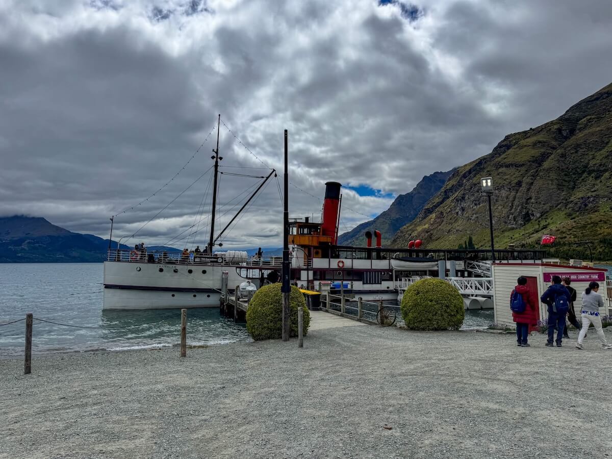TSS Earnslaw in queenstown.