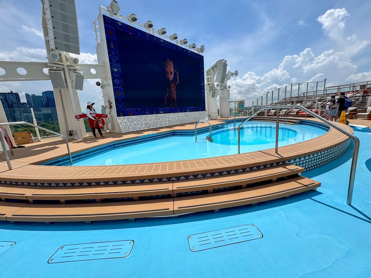 wayfinder bay disney adventure cruise.