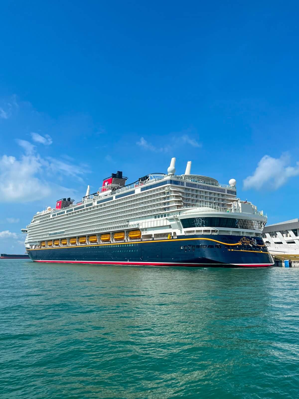 disney adventure cruise ship.