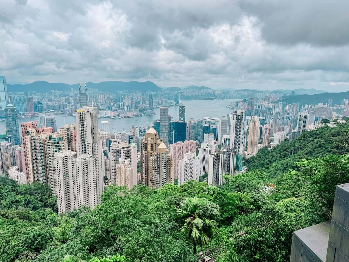 Hong kong skyline.
