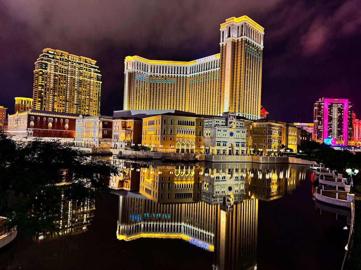 macau cotai strip by night.