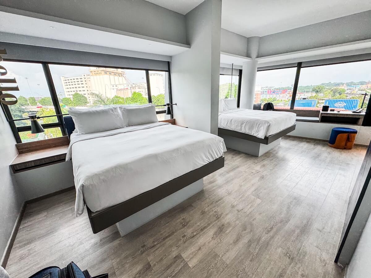 travelodge harbourfront singapore.