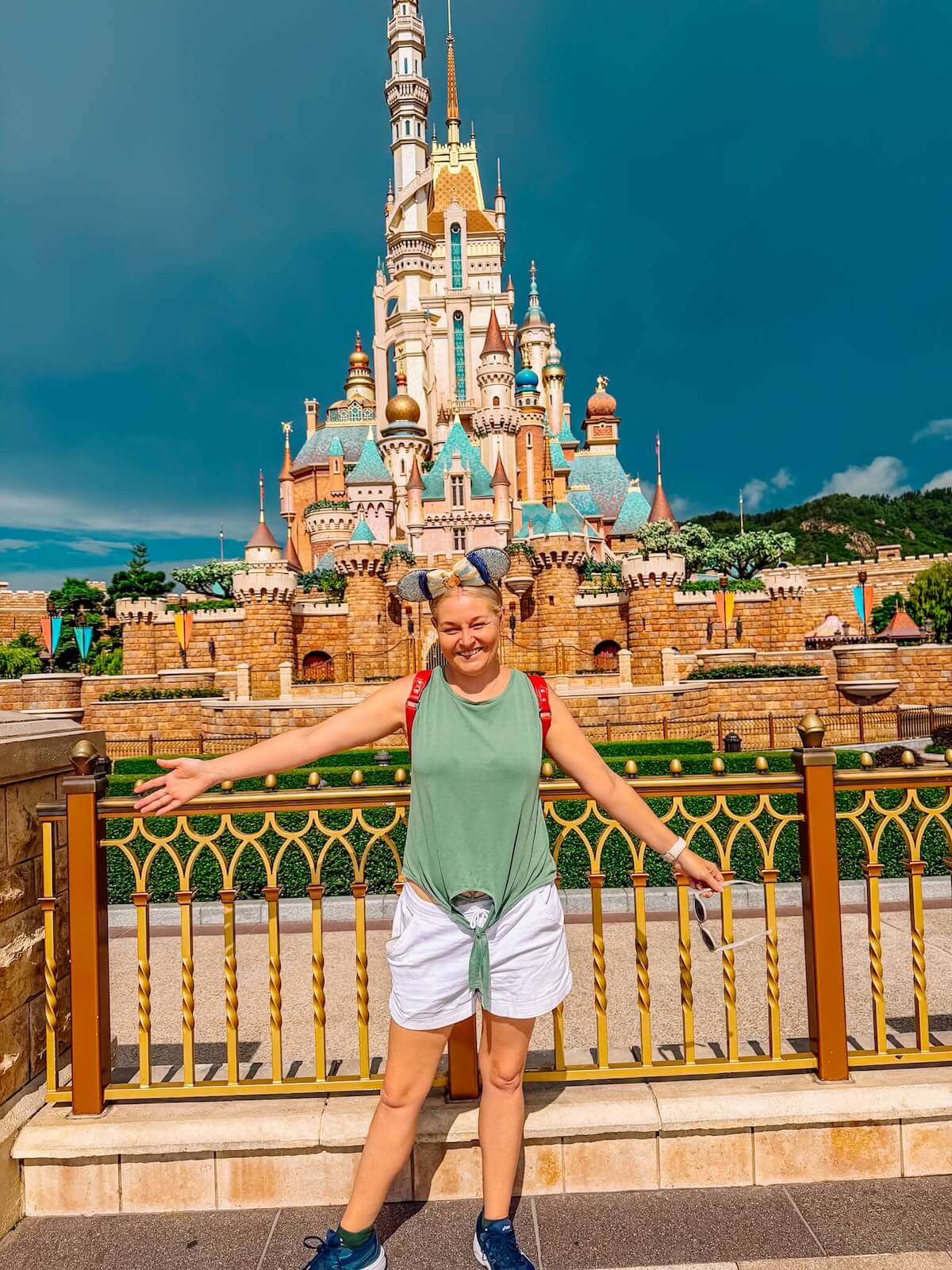 hong kong disneyland castle.