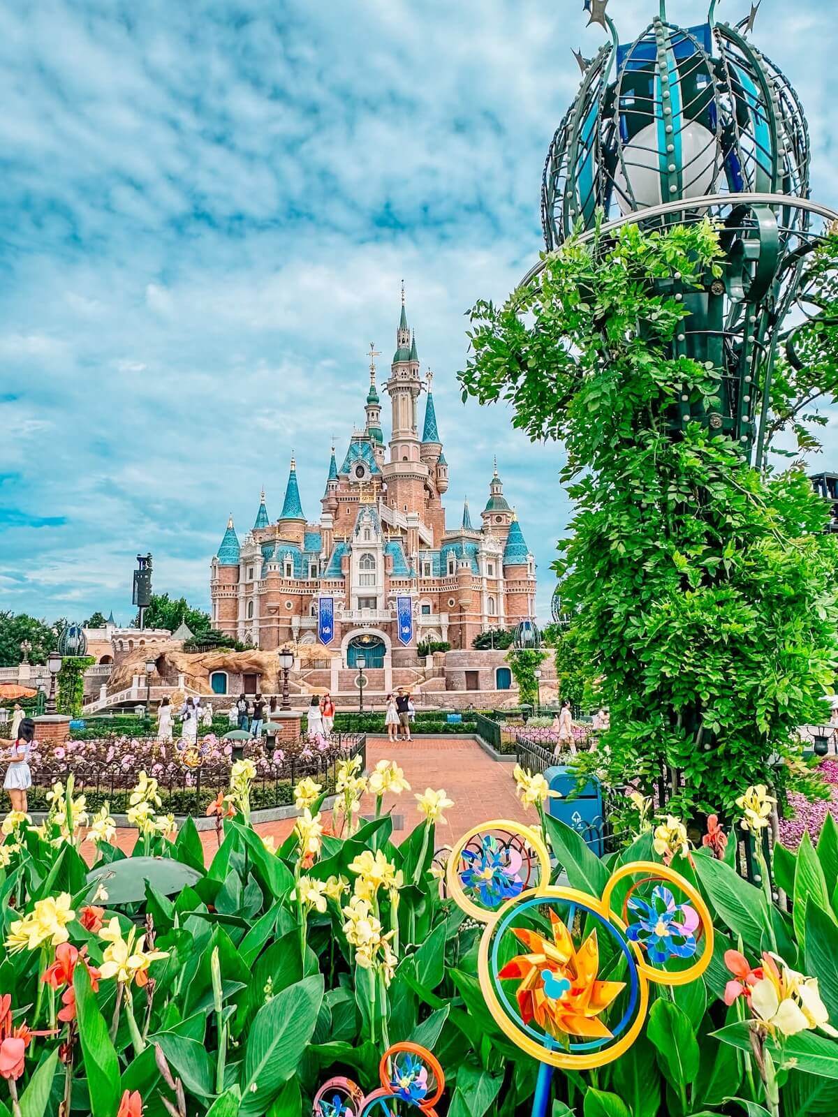 shanghai disneyland 10th anniversary.